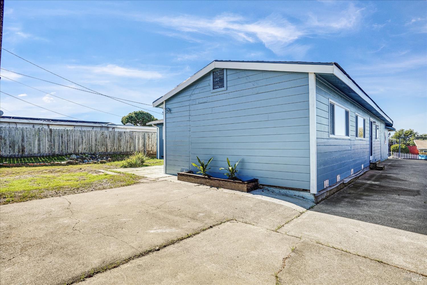 Detail Gallery Image 27 of 32 For 452 Wilshire Ave, Vallejo,  CA 94591 - 4 Beds | 3 Baths