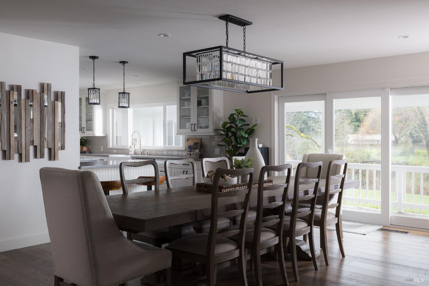 Detail Gallery Image 10 of 37 For 201 Silverado Trl, Saint Helena,  CA 94574 - 3 Beds | 3 Baths