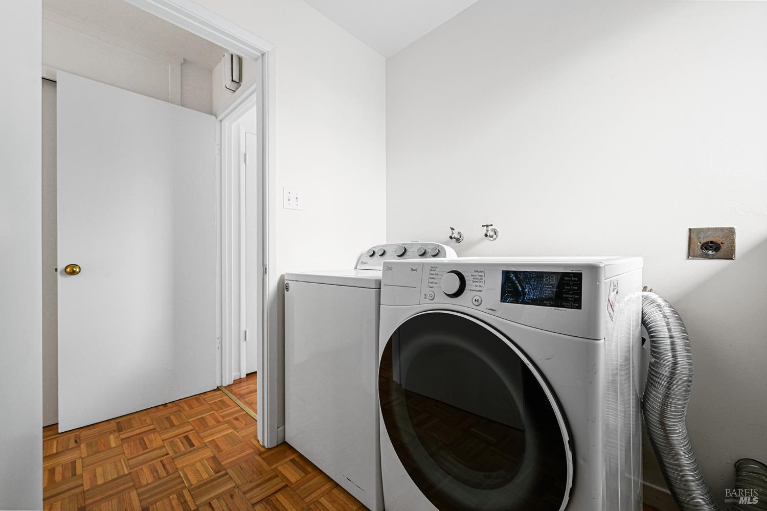 Detail Gallery Image 49 of 65 For 11 Hollyhock Ct, Mill Valley,  CA 94941 - 4 Beds | 2/1 Baths