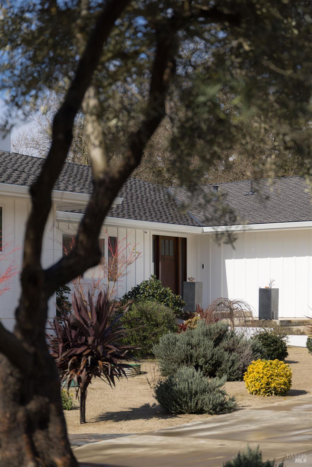 Detail Gallery Image 25 of 37 For 201 Silverado Trl, Saint Helena,  CA 94574 - 3 Beds | 3 Baths