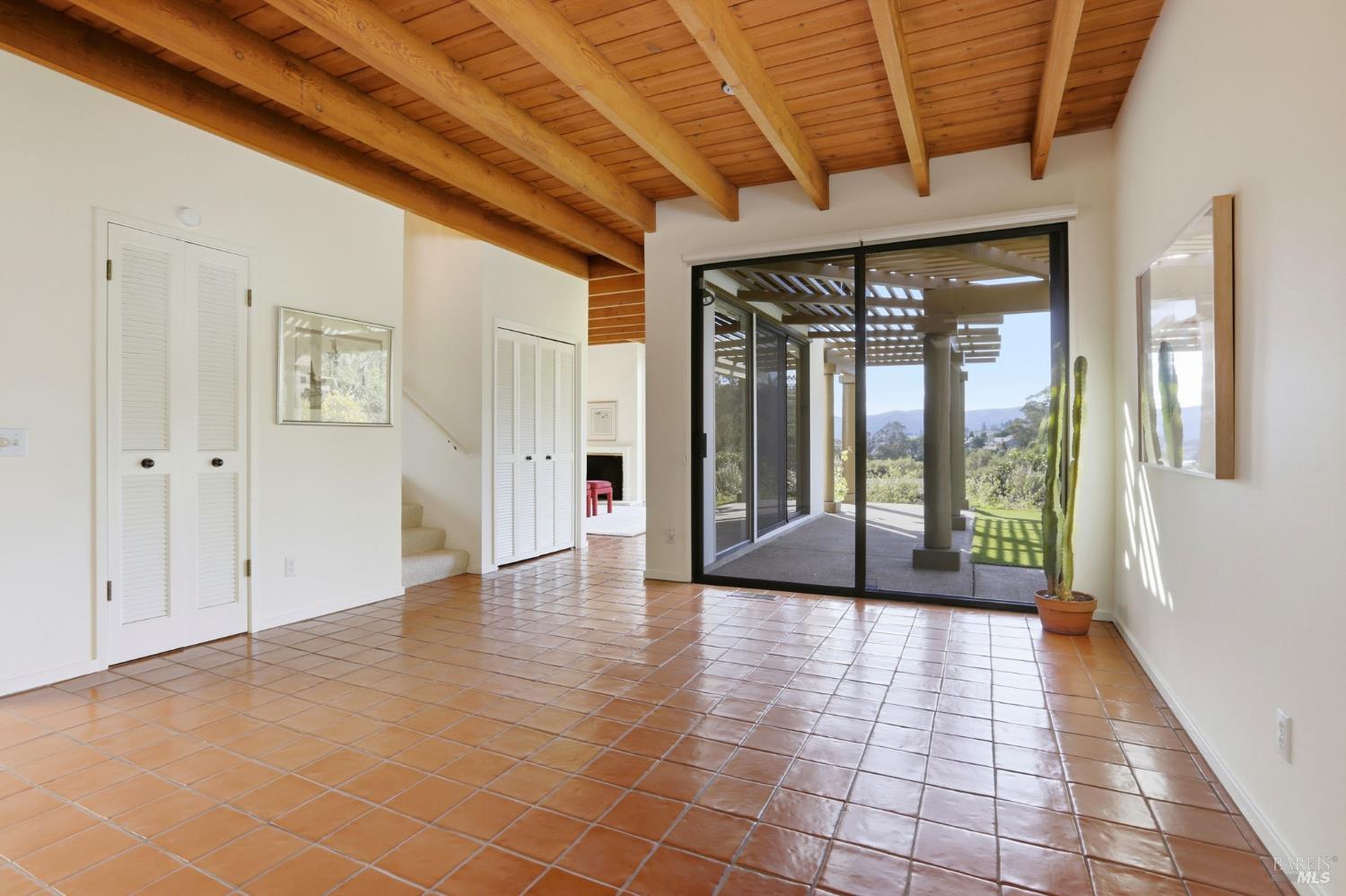 Detail Gallery Image 5 of 43 For 2 Paseo Mirasol Unkn, Tiburon,  CA 94920 - 5 Beds | 2/1 Baths