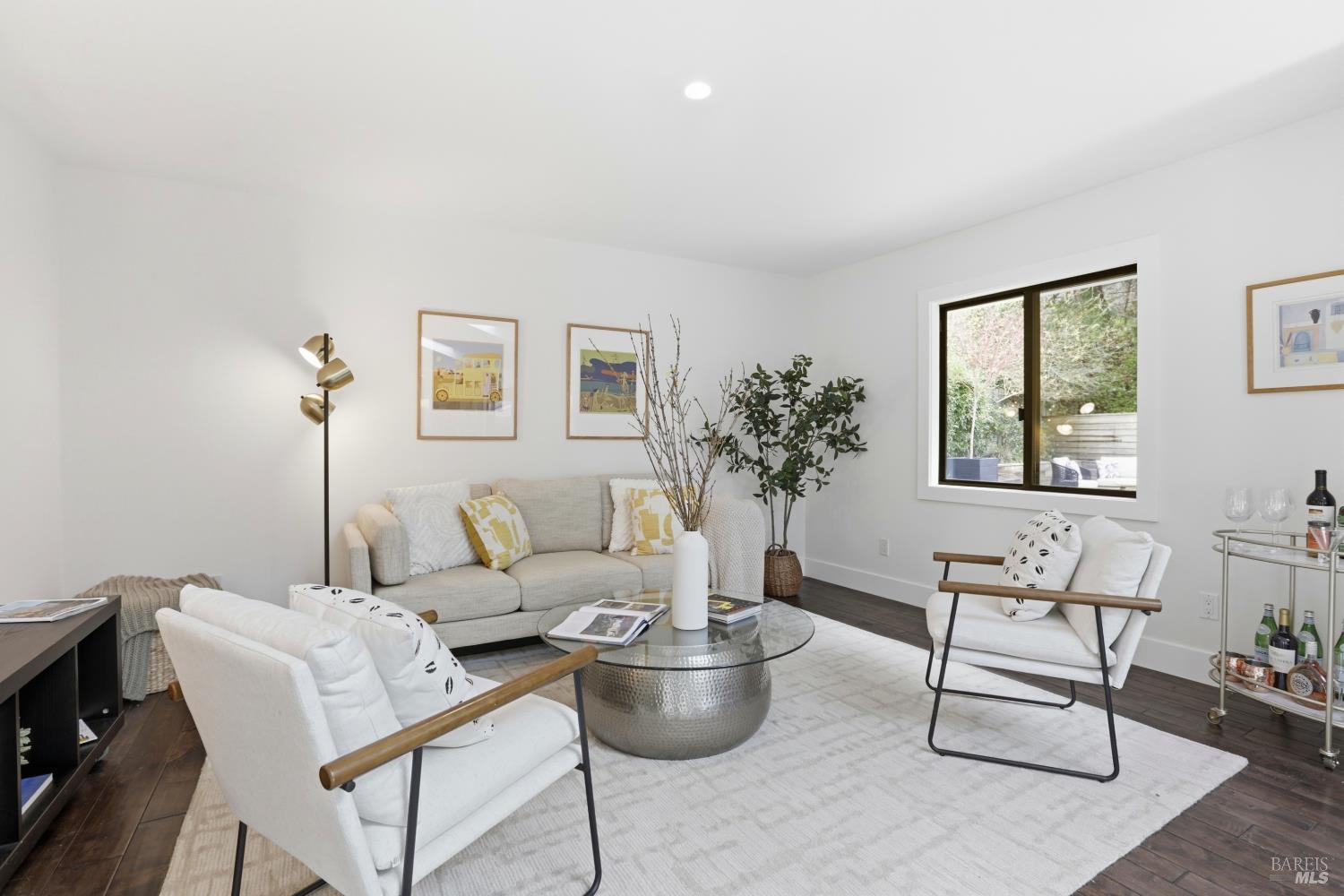 Detail Gallery Image 5 of 22 For 350 Karen Way, Belvedere Tiburon,  CA 94920 - 3 Beds | 3 Baths