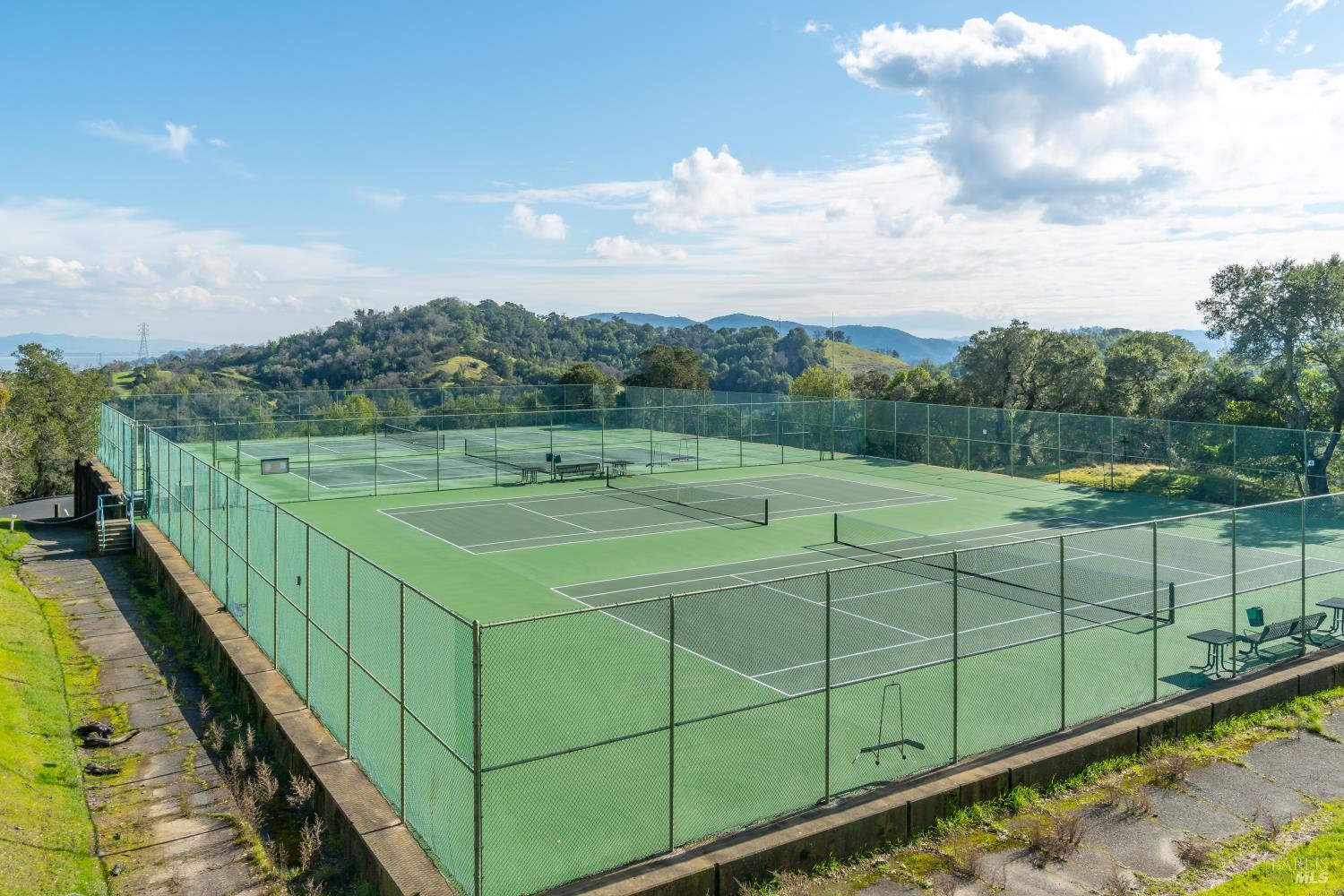 Detail Gallery Image 27 of 27 For 19 Burdell Ct, Novato,  CA 94949 - 2 Beds | 1/1 Baths