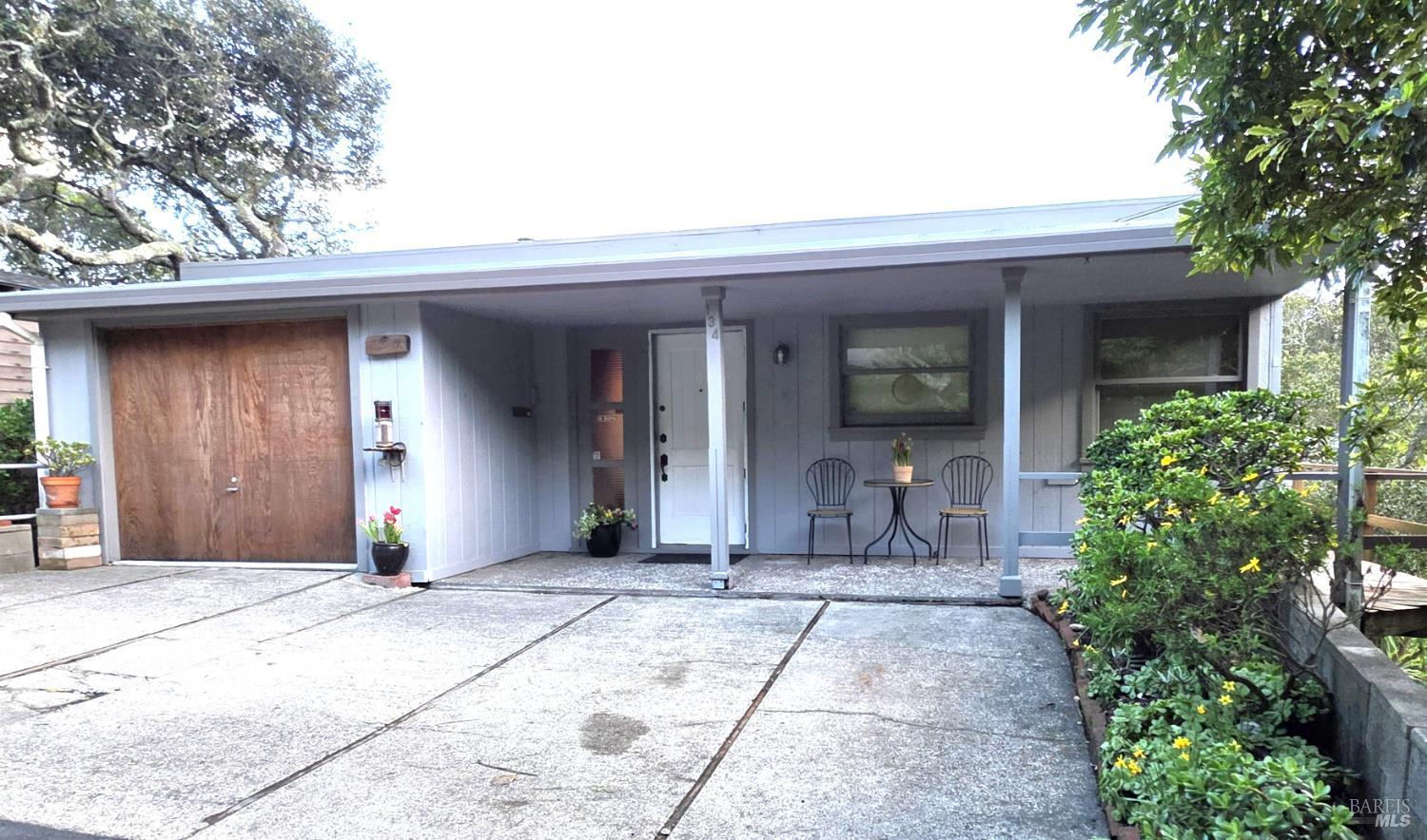 Detail Gallery Image 9 of 15 For 134 Crescent Ave, Sausalito,  CA 94965 - 4 Beds | 2 Baths