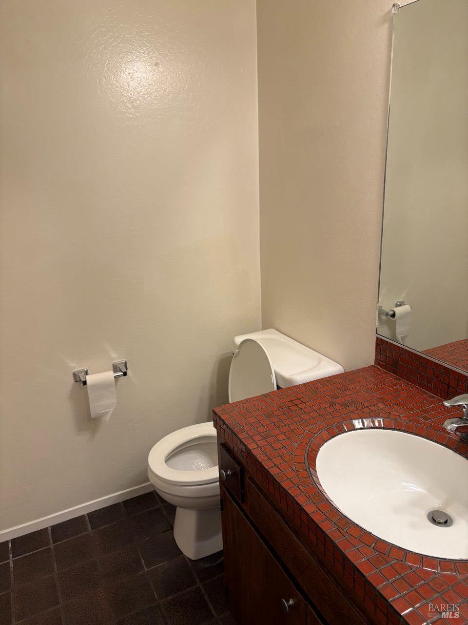 Detail Gallery Image 21 of 26 For 323 Bolinas Rd, Fairfax,  CA 94930 - 2 Beds | 1/1 Baths