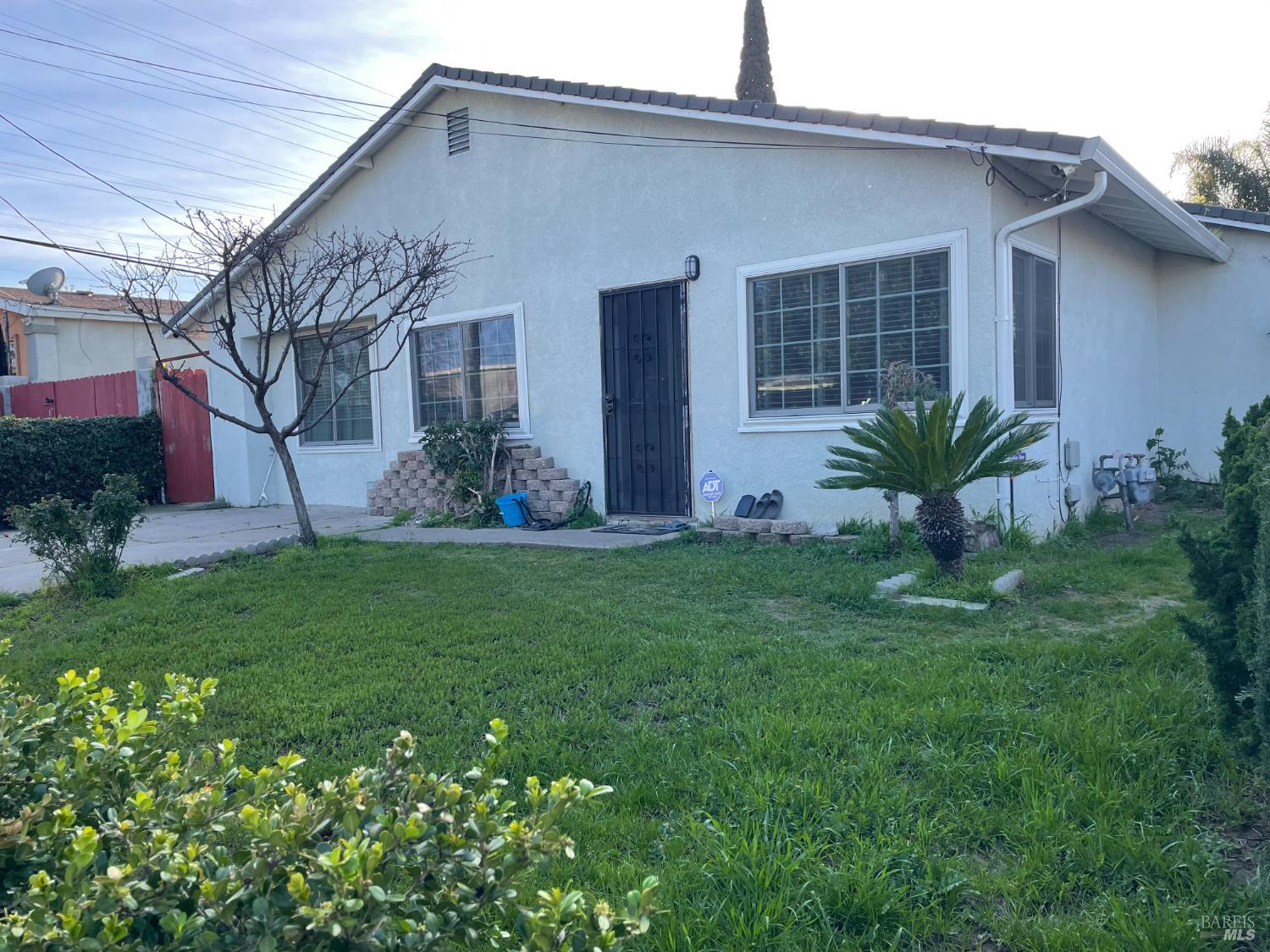 Front Image Thumbnail for BA326014006