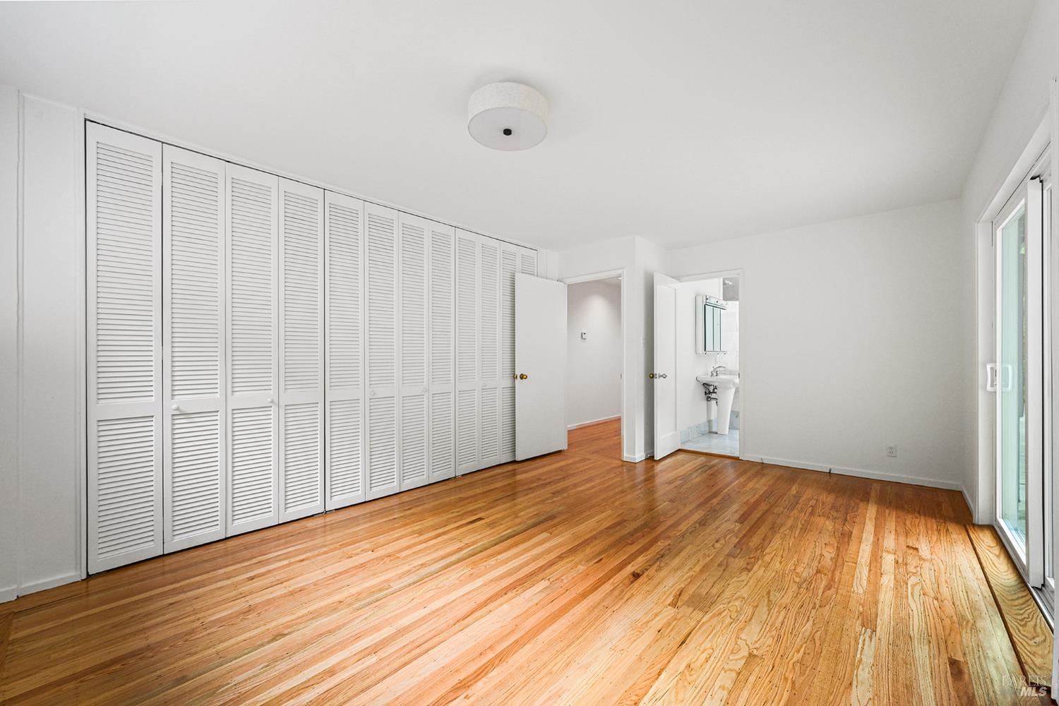 Detail Gallery Image 27 of 65 For 11 Hollyhock Ct, Mill Valley,  CA 94941 - 4 Beds | 2/1 Baths