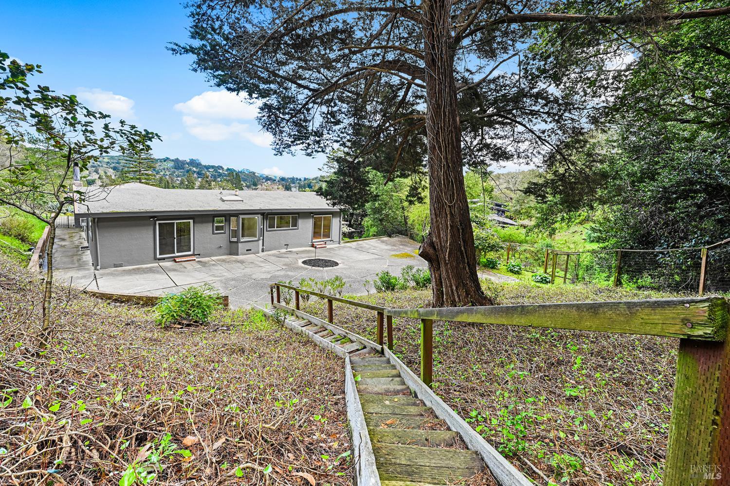 Detail Gallery Image 64 of 65 For 11 Hollyhock Ct, Mill Valley,  CA 94941 - 4 Beds | 2/1 Baths