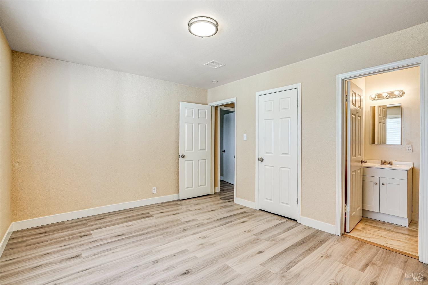 Detail Gallery Image 22 of 32 For 452 Wilshire Ave, Vallejo,  CA 94591 - 4 Beds | 3 Baths