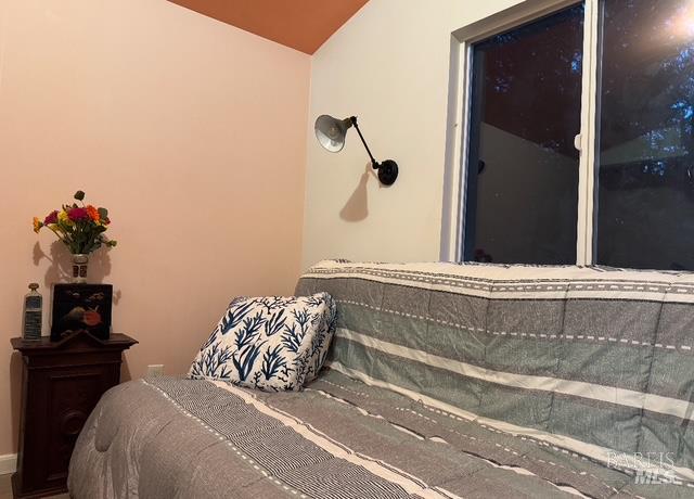 Detail Gallery Image 5 of 11 For 6651 Hearst Willits Rd, Willits,  CA 95490 - 1 Beds | 1 Baths