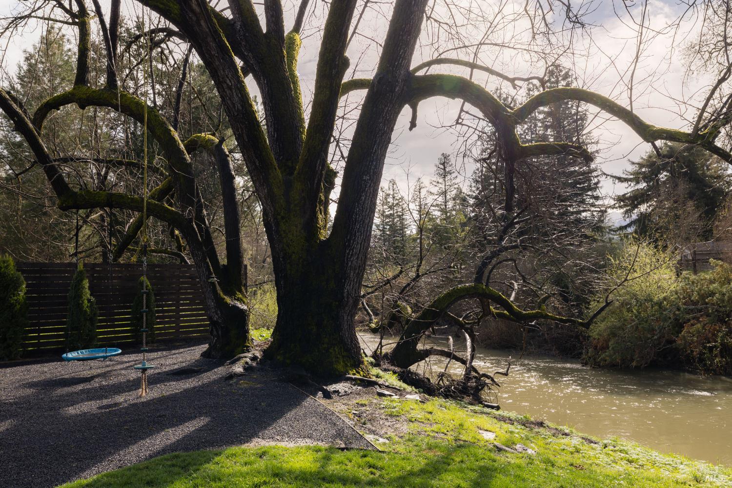 Detail Gallery Image 31 of 37 For 201 Silverado Trl, Saint Helena,  CA 94574 - 3 Beds | 3 Baths