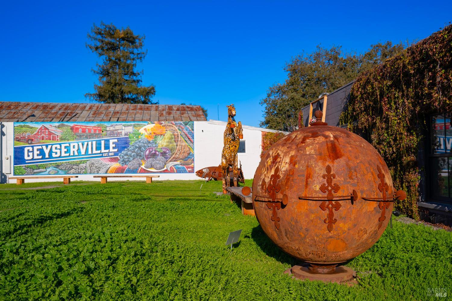 Detail Gallery Image 5 of 12 For 21020 Redwood Hwy, Geyserville,  CA 95441 - – Beds | – Baths