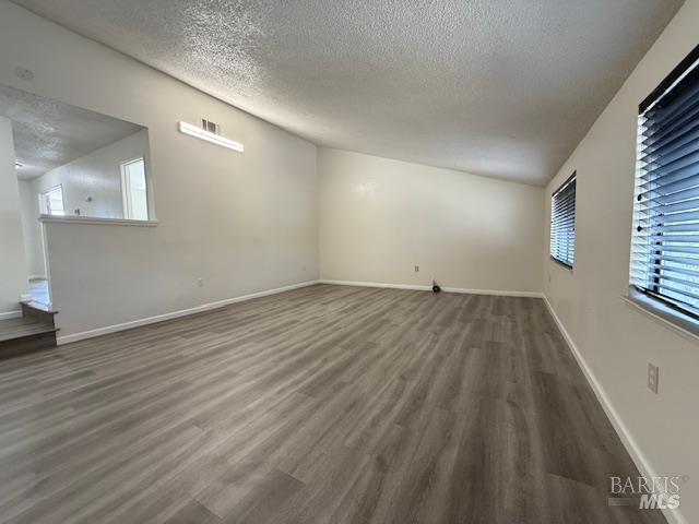 Detail Gallery Image 30 of 55 For 1031 Suffolk Way, Fairfield,  CA 94533 - 4 Beds | 2/1 Baths