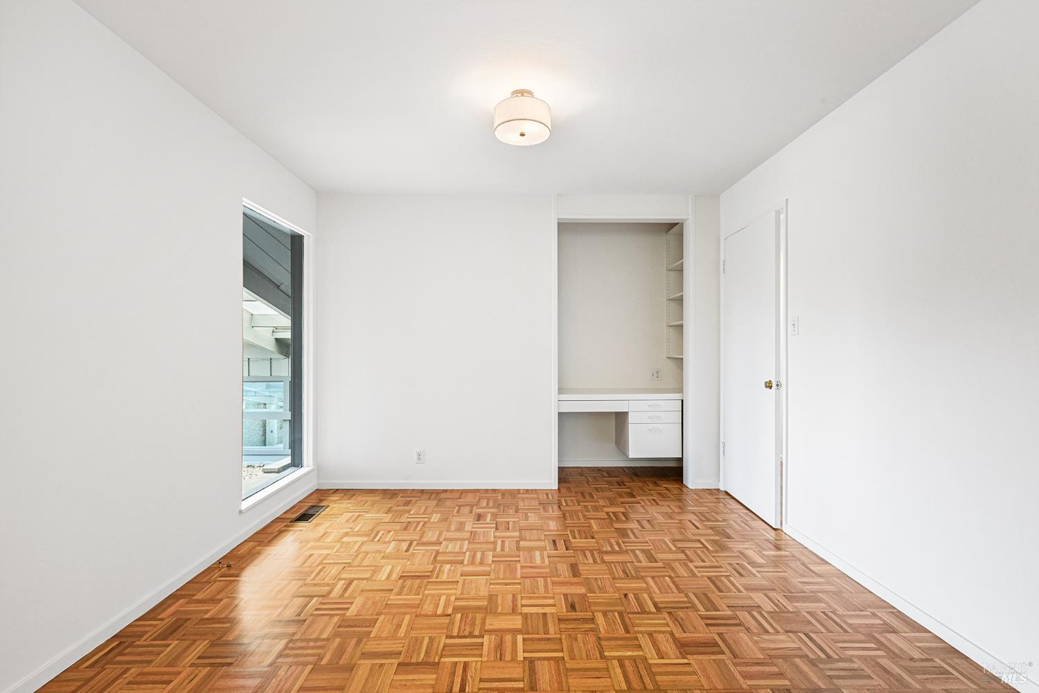 Detail Gallery Image 22 of 65 For 11 Hollyhock Ct, Mill Valley,  CA 94941 - 4 Beds | 2/1 Baths