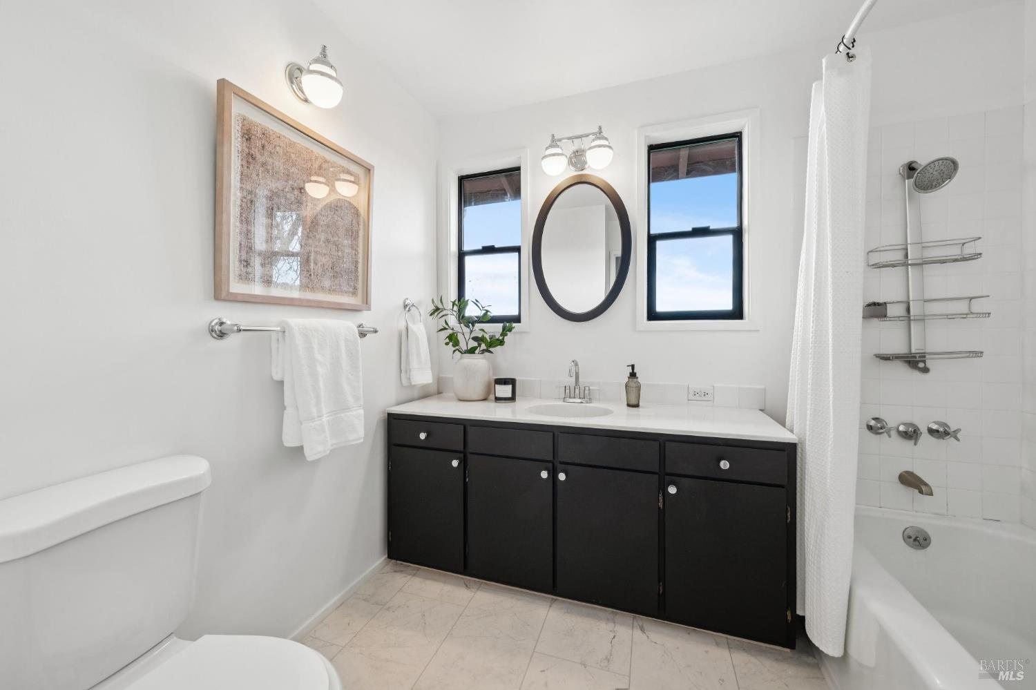 Detail Gallery Image 29 of 51 For 532 Virginia Dr, Tiburon,  CA 94920 - 2 Beds | 1 Baths