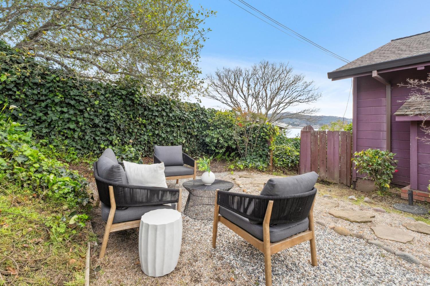 Detail Gallery Image 34 of 51 For 532 Virginia Dr, Tiburon,  CA 94920 - 2 Beds | 1 Baths