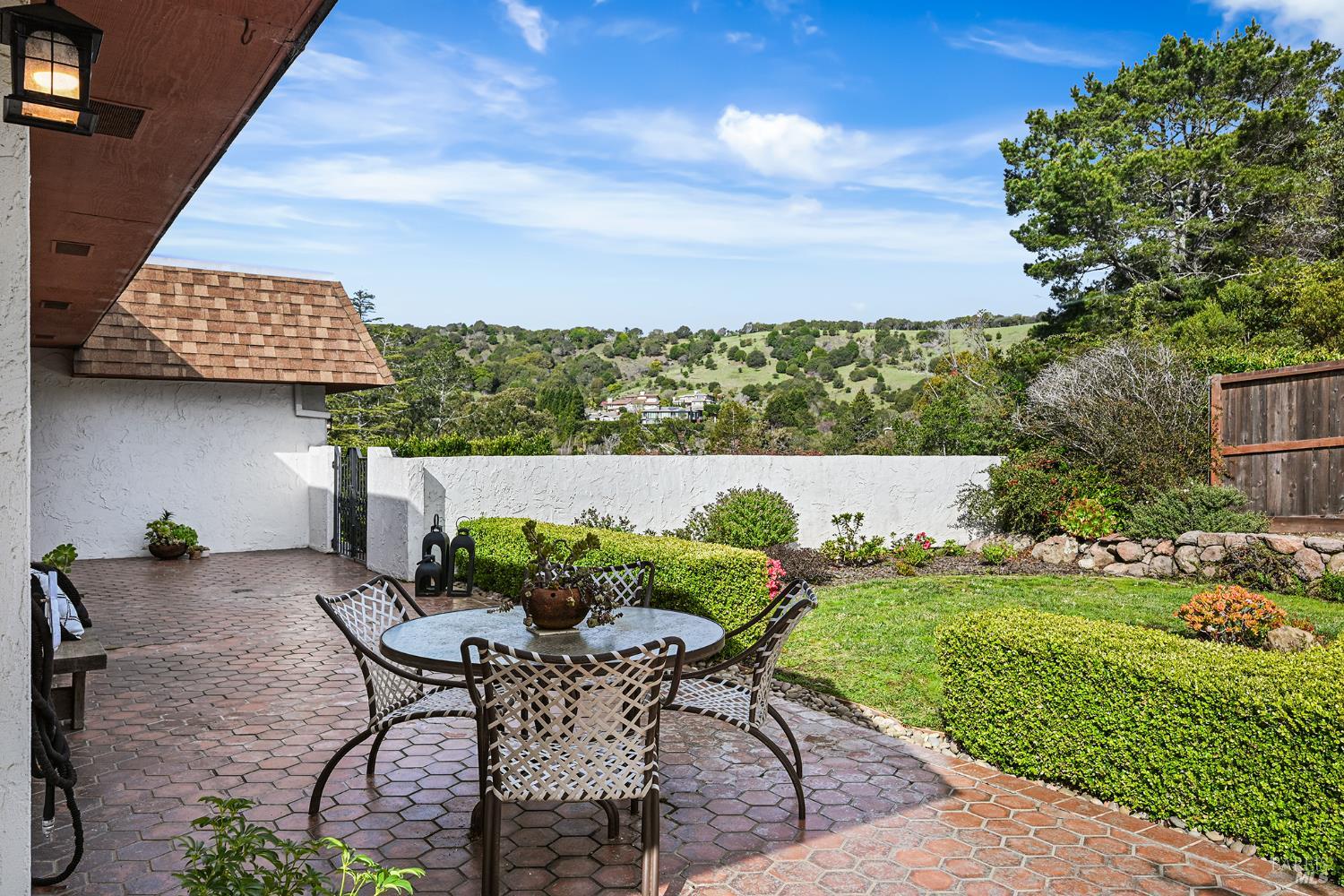 Detail Gallery Image 36 of 47 For 260 Blackfield Dr, Tiburon,  CA 94920 - 4 Beds | 2/1 Baths