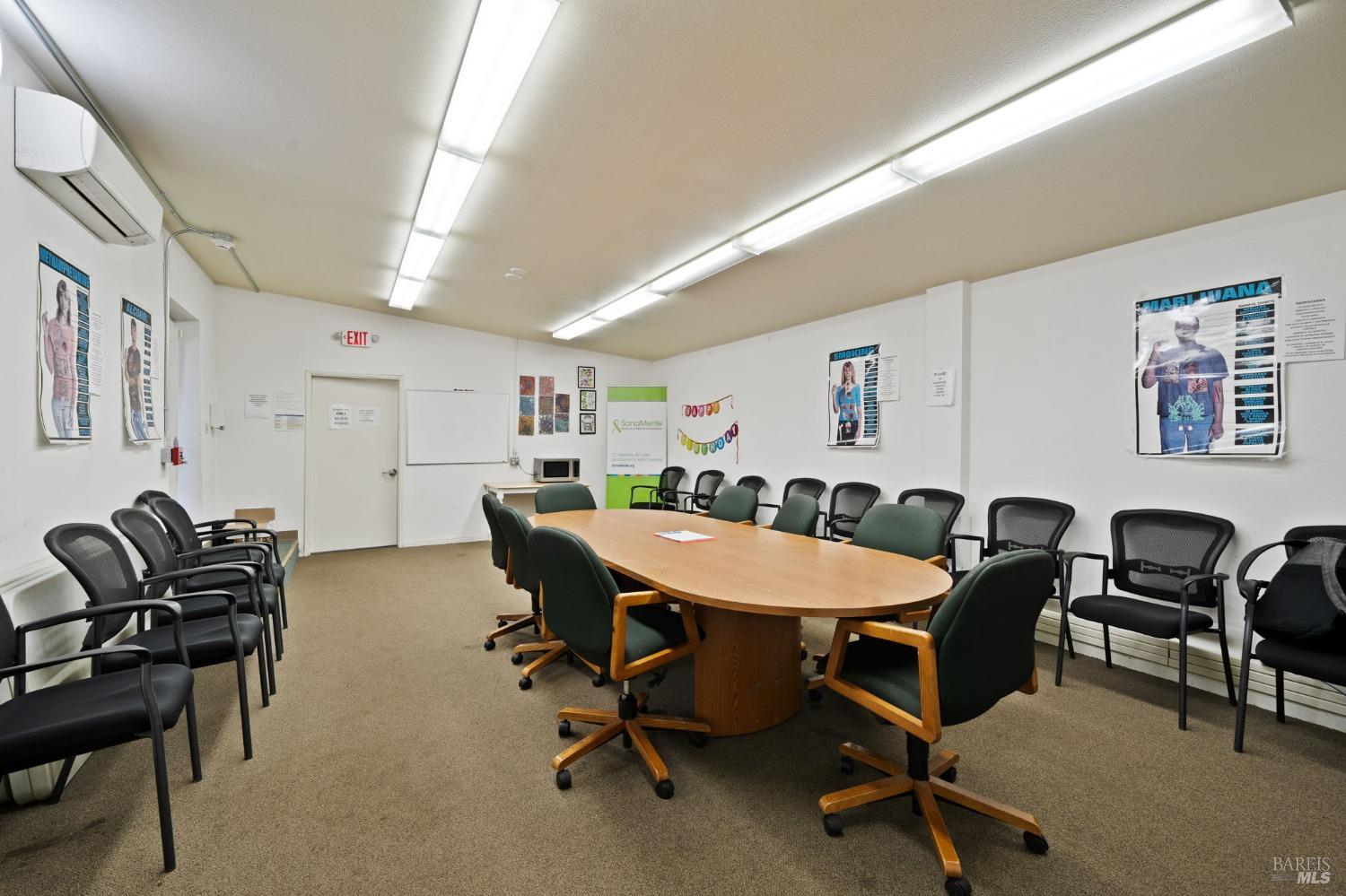 Detail Gallery Image 23 of 36 For 14092 Lakeshore Dr, Clearlake,  CA 95422 - – Beds | – Baths