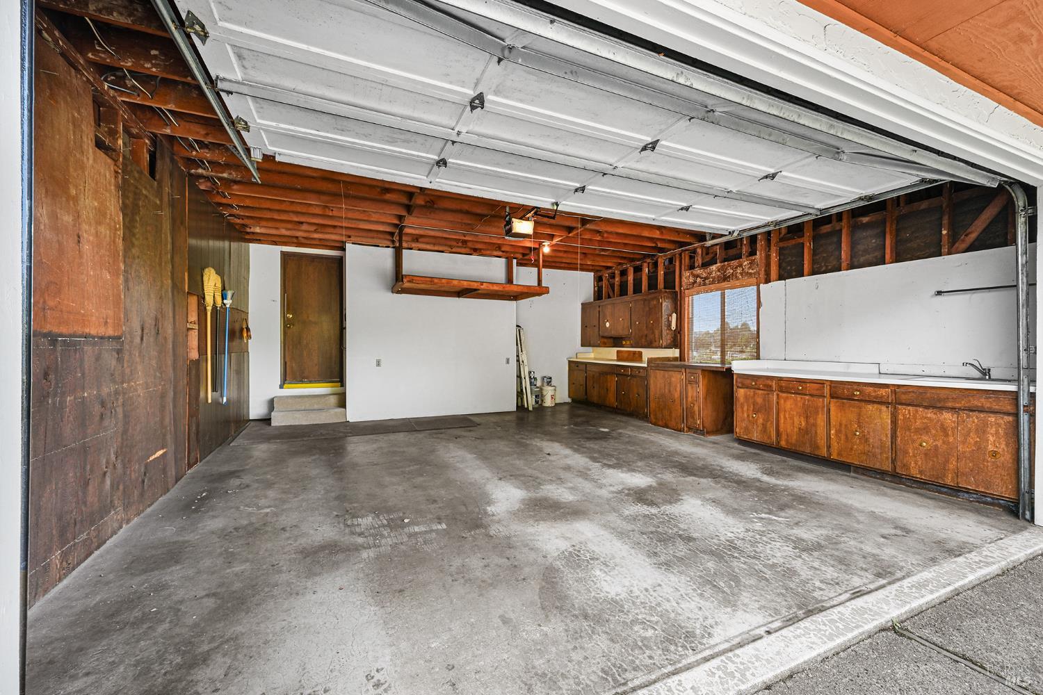 Detail Gallery Image 34 of 47 For 260 Blackfield Dr, Tiburon,  CA 94920 - 4 Beds | 2/1 Baths