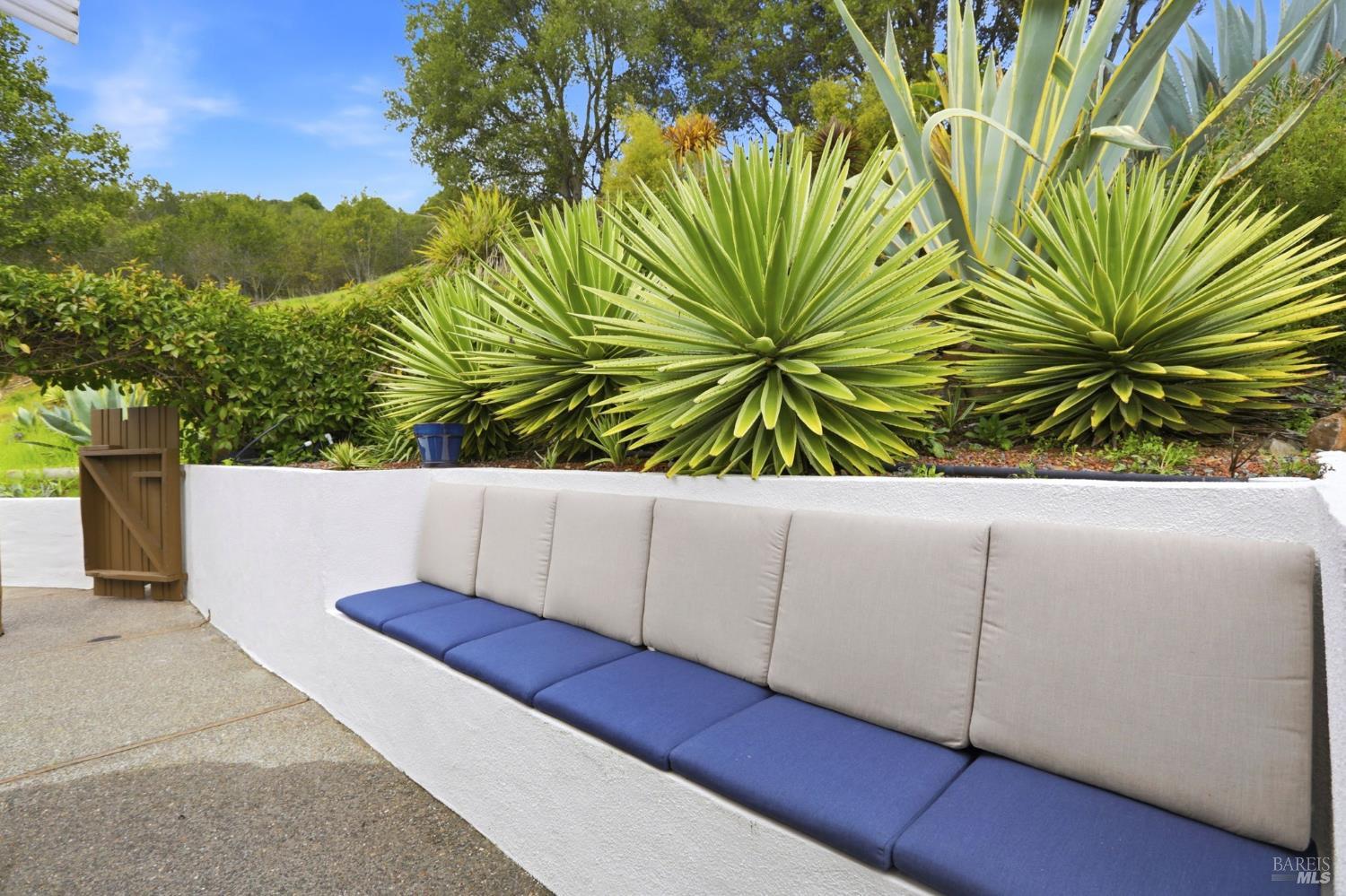 Detail Gallery Image 35 of 43 For 2 Paseo Mirasol Unkn, Tiburon,  CA 94920 - 5 Beds | 2/1 Baths