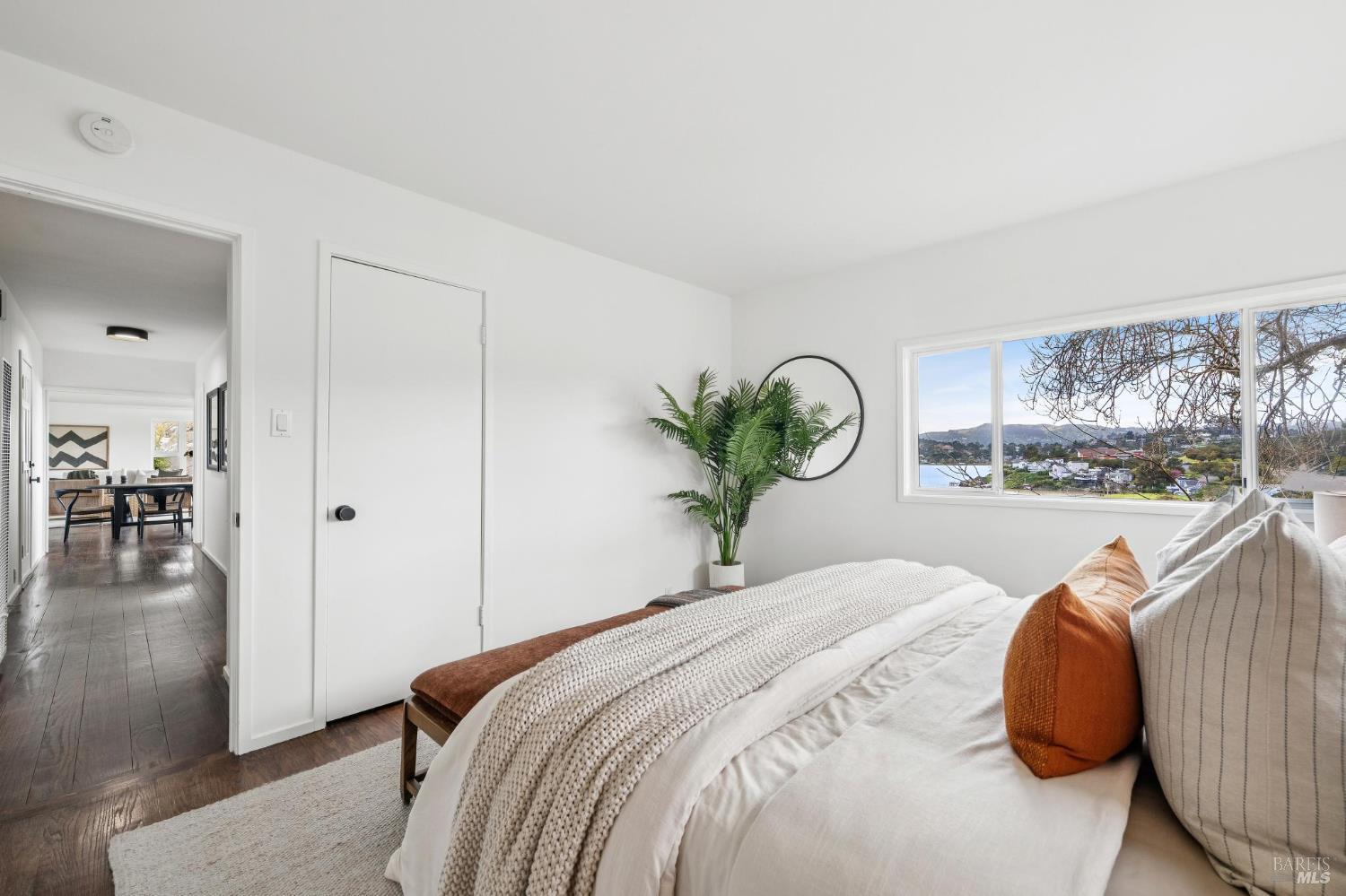 Detail Gallery Image 27 of 51 For 532 Virginia Dr, Tiburon,  CA 94920 - 2 Beds | 1 Baths