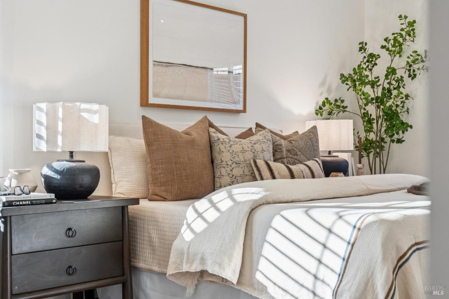 Detail Gallery Image 21 of 54 For 122 Blackfield Dr, Tiburon,  CA 94920 - 2 Beds | 2 Baths