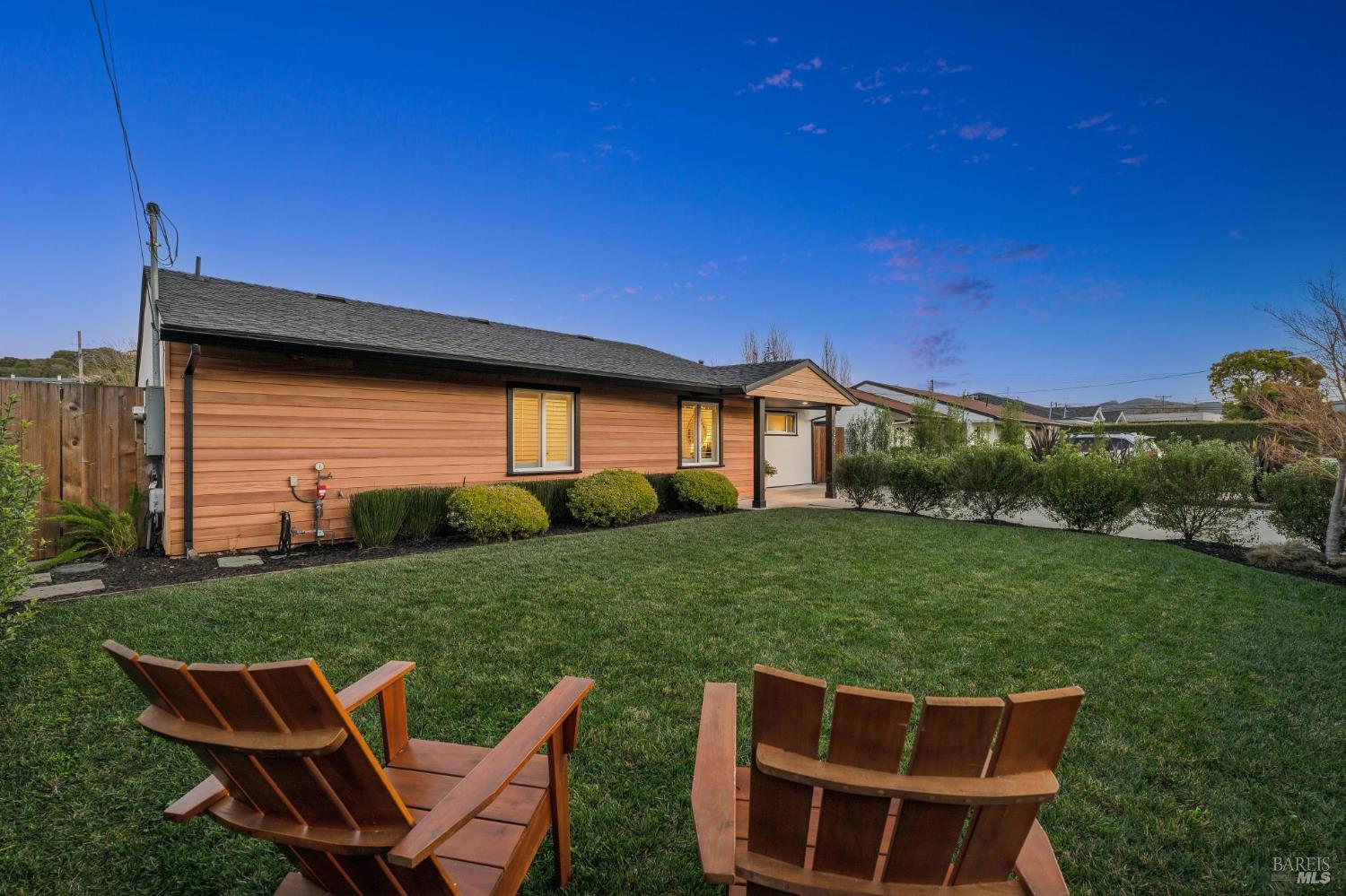 Detail Gallery Image 53 of 54 For 122 Blackfield Dr, Tiburon,  CA 94920 - 2 Beds | 2 Baths