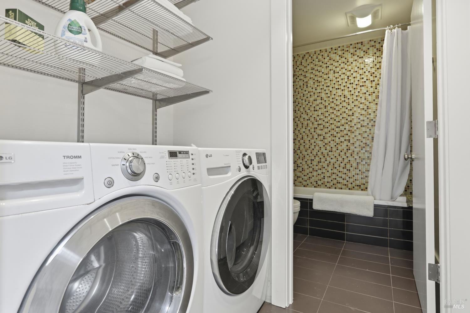 Detail Gallery Image 18 of 22 For 350 Karen Way, Belvedere Tiburon,  CA 94920 - 3 Beds | 3 Baths