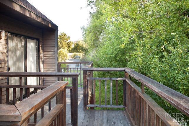 Detail Gallery Image 23 of 26 For 323 Bolinas Rd, Fairfax,  CA 94930 - 2 Beds | 1/1 Baths