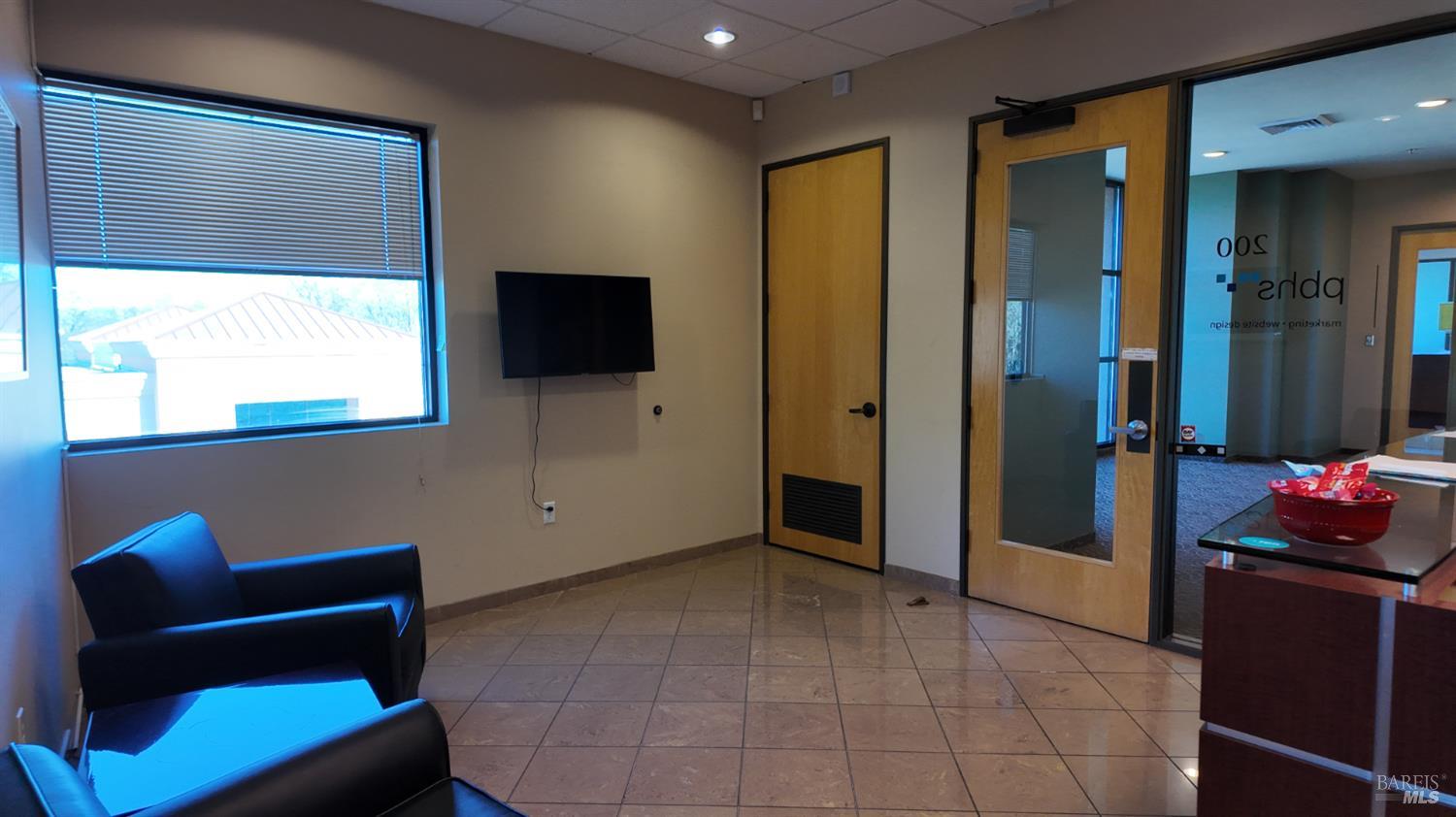 Detail Gallery Image 7 of 50 For 3785 Brickway Blvd #200,  Santa Rosa,  CA 95403 - – Beds | – Baths