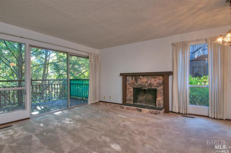 Detail Gallery Image 24 of 26 For 323 Bolinas Rd, Fairfax,  CA 94930 - 2 Beds | 1/1 Baths