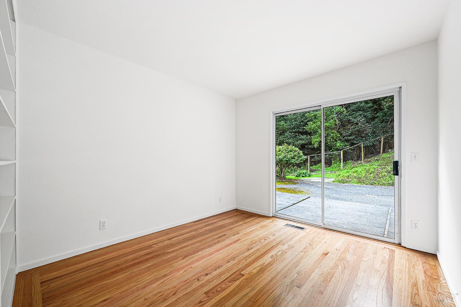 Detail Gallery Image 43 of 65 For 11 Hollyhock Ct, Mill Valley,  CA 94941 - 4 Beds | 2/1 Baths