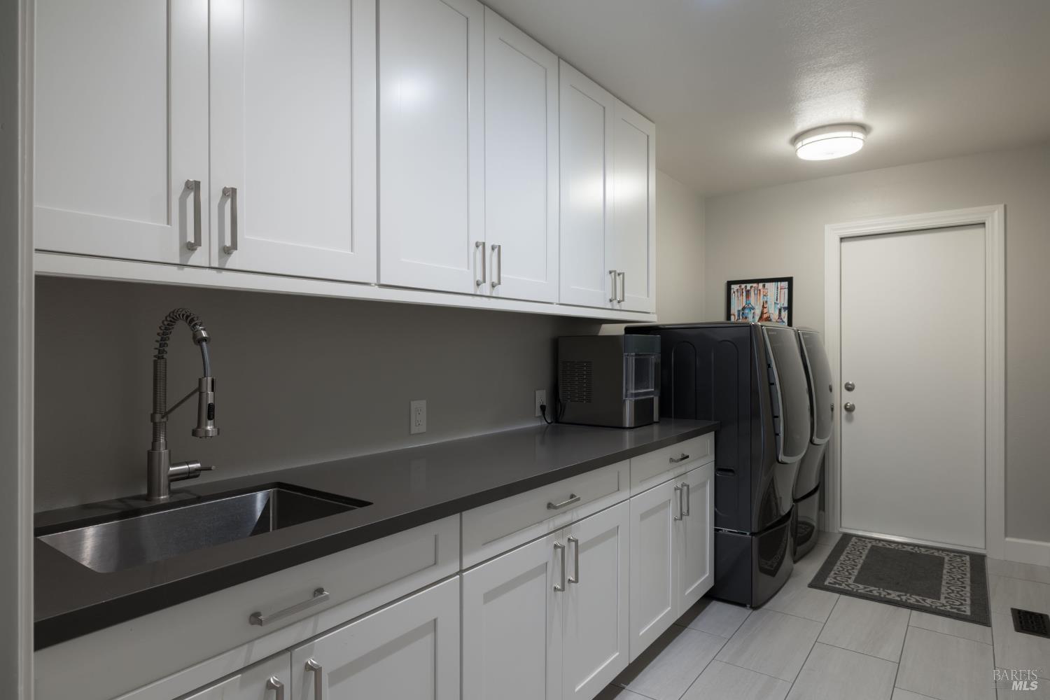 Detail Gallery Image 33 of 37 For 201 Silverado Trl, Saint Helena,  CA 94574 - 3 Beds | 3 Baths