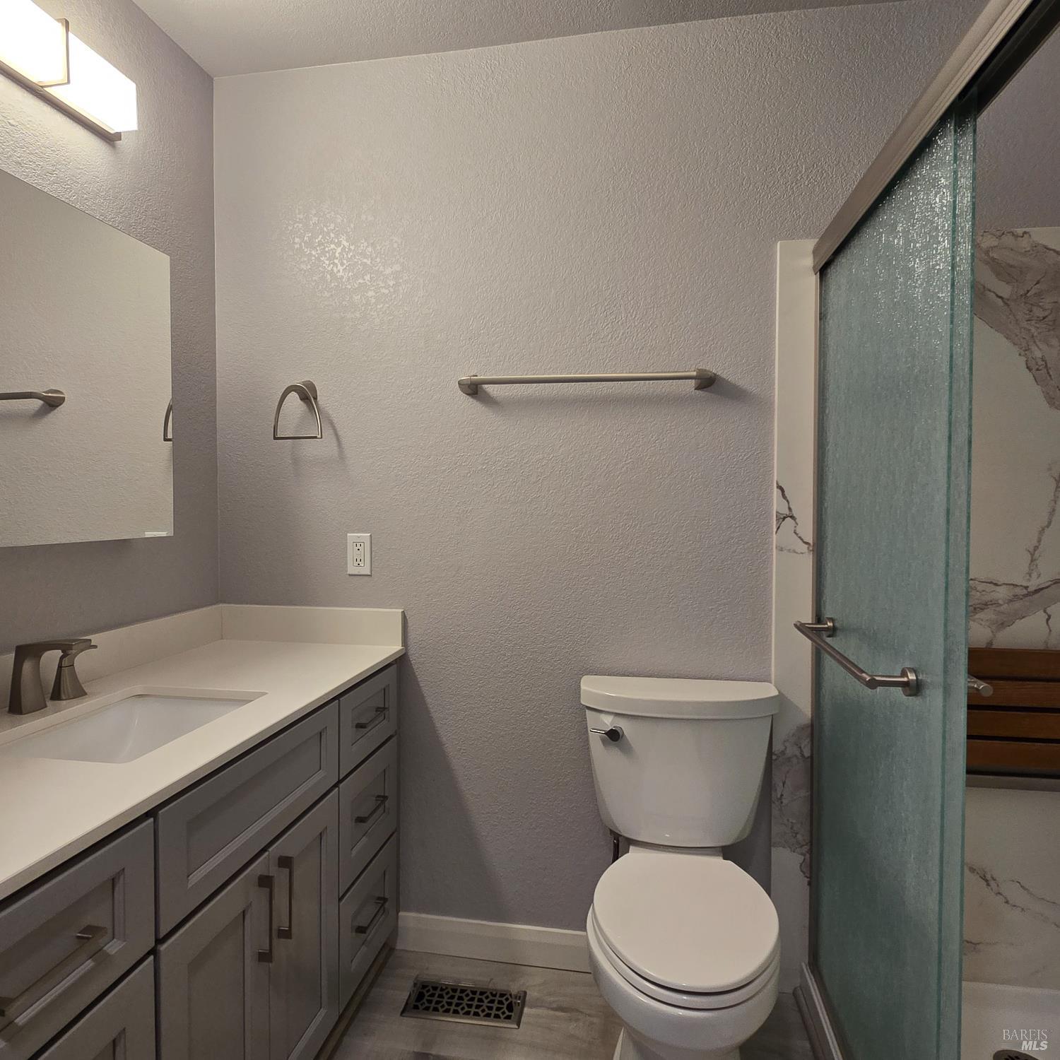 Detail Gallery Image 5 of 7 For 121 Sequoia Dr, Vacaville,  CA 95687 - 1 Beds | 1 Baths