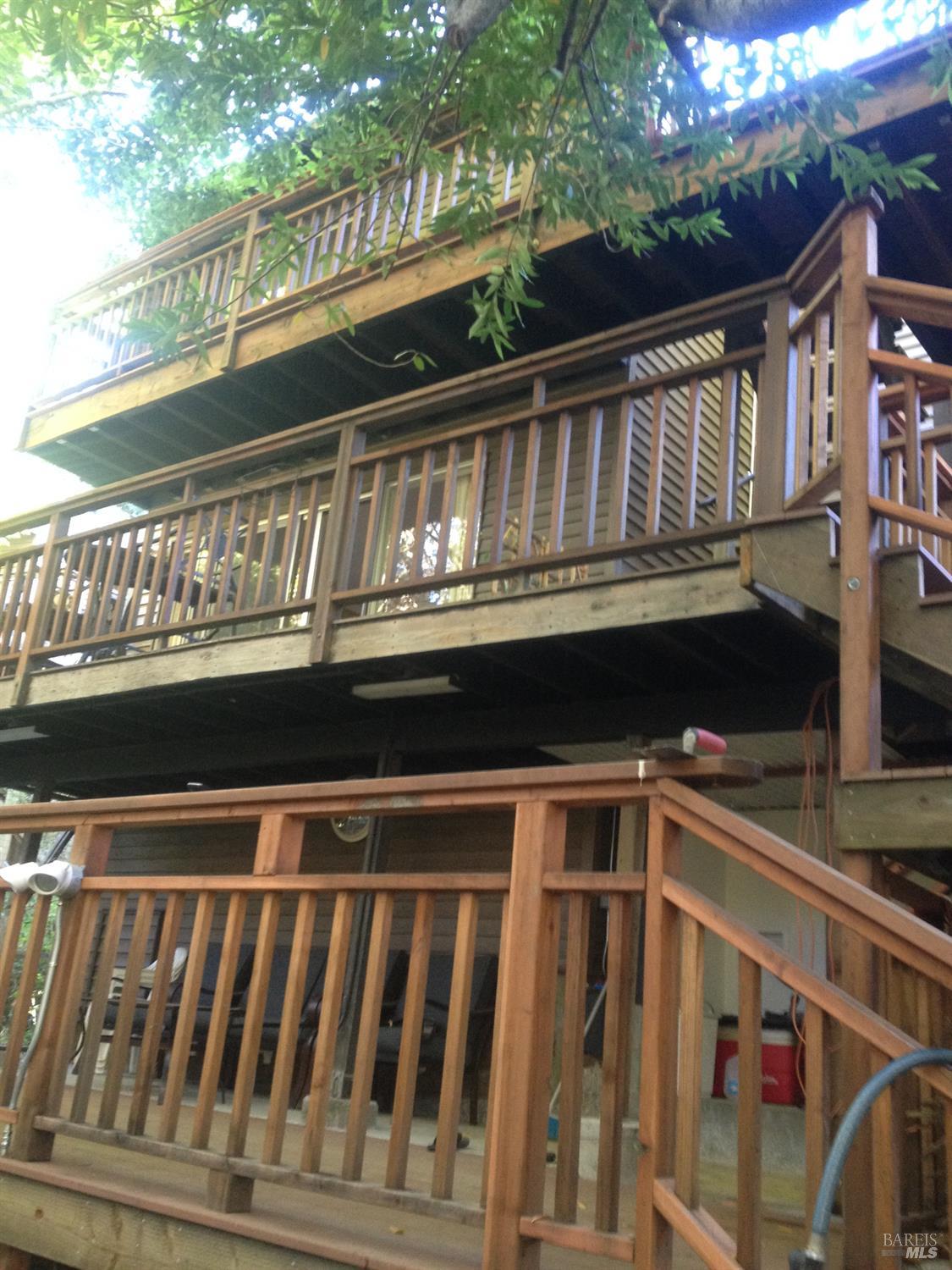 Detail Gallery Image 19 of 26 For 323 Bolinas Rd, Fairfax,  CA 94930 - 2 Beds | 1/1 Baths