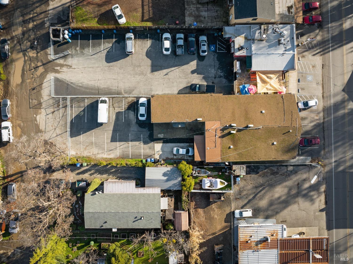 Detail Gallery Image 3 of 36 For 14092 Lakeshore Dr, Clearlake,  CA 95422 - – Beds | – Baths