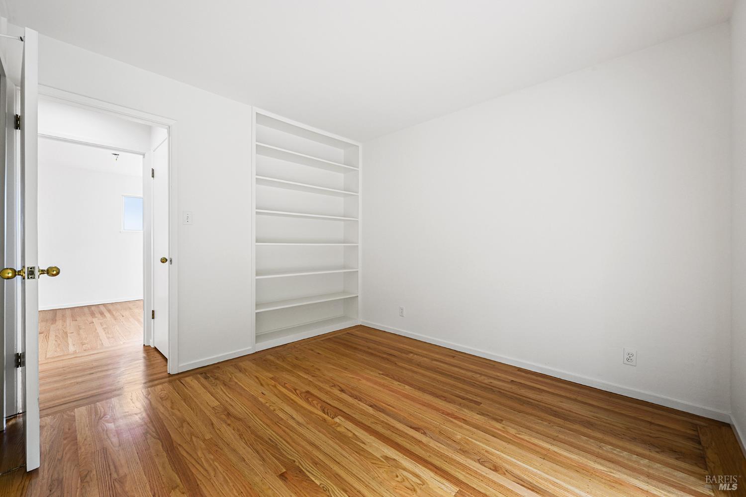 Detail Gallery Image 44 of 65 For 11 Hollyhock Ct, Mill Valley,  CA 94941 - 4 Beds | 2/1 Baths