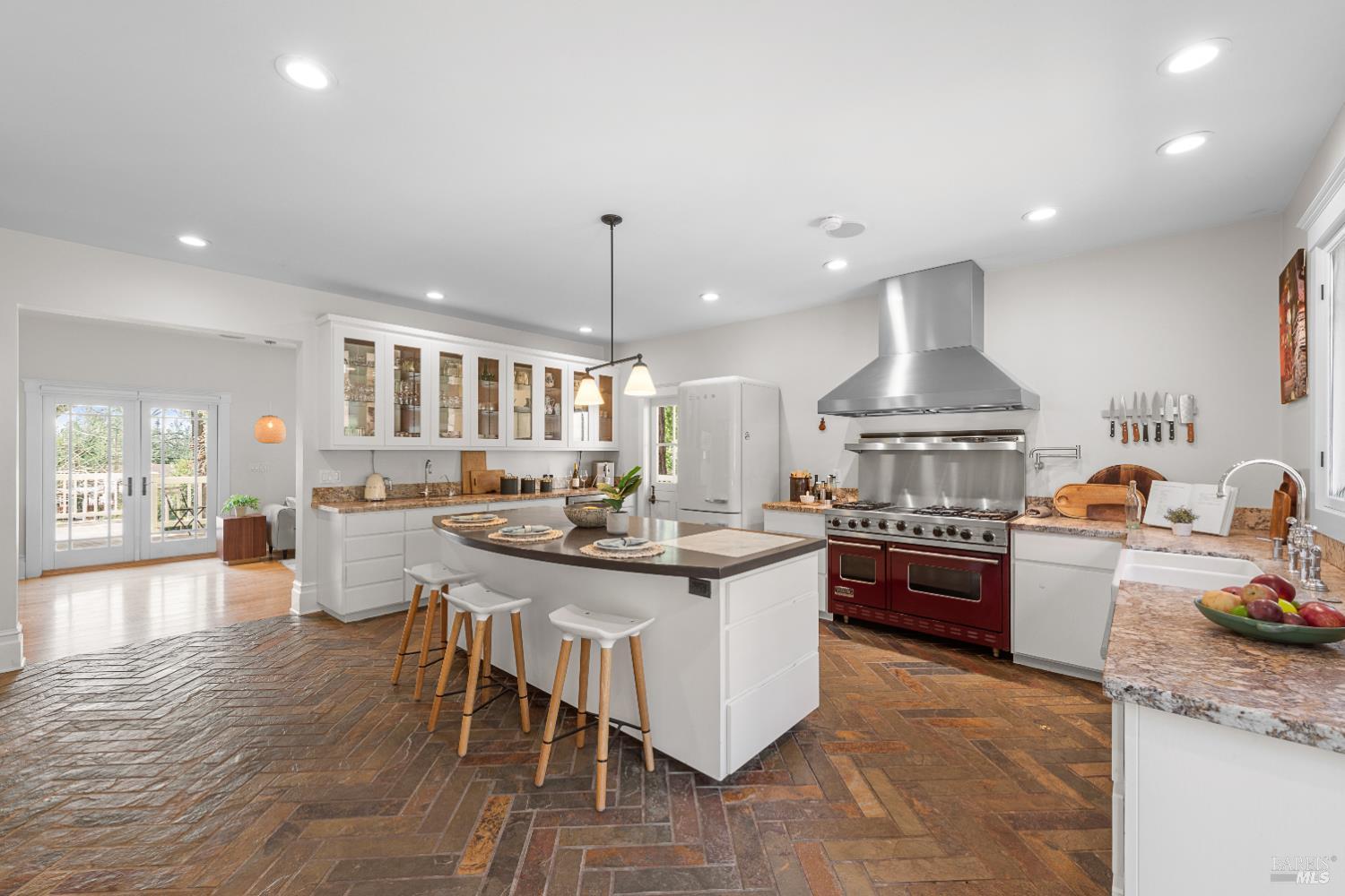 Detail Gallery Image 13 of 48 For 405 Cold Springs Rd, Angwin,  CA 94508 - 4 Beds | 4 Baths