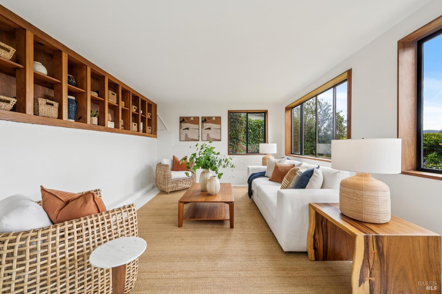 Detail Gallery Image 40 of 51 For 532 Virginia Dr, Tiburon,  CA 94920 - 2 Beds | 1 Baths