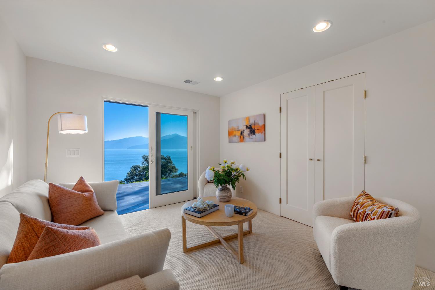 Detail Gallery Image 20 of 47 For 266 Bayview Ave, Belvedere,  CA 94920 - 5 Beds | 3/1 Baths