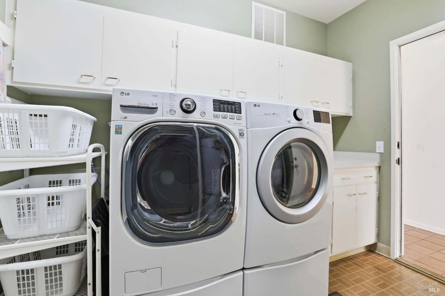 Detail Gallery Image 41 of 43 For 2 Paseo Mirasol Unkn, Tiburon,  CA 94920 - 5 Beds | 2/1 Baths