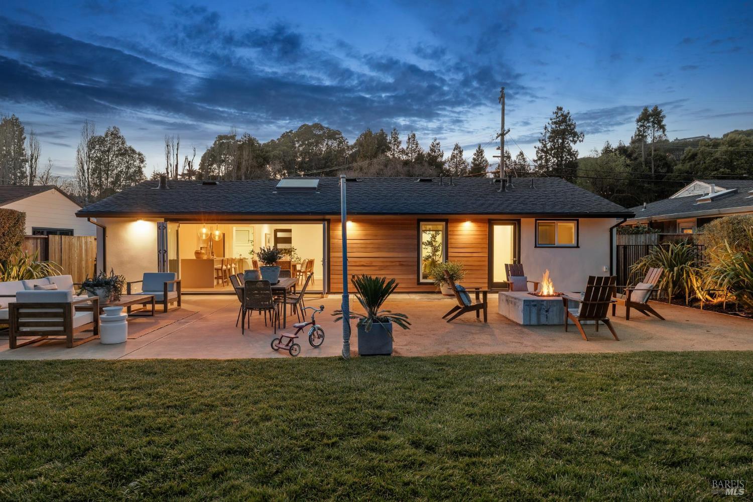 Detail Gallery Image 45 of 54 For 122 Blackfield Dr, Tiburon,  CA 94920 - 2 Beds | 2 Baths