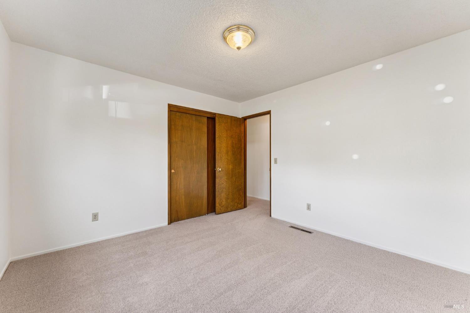 Detail Gallery Image 27 of 59 For 18023 Mulberry Ave, Sonoma,  CA 95476 - 2 Beds | 1 Baths