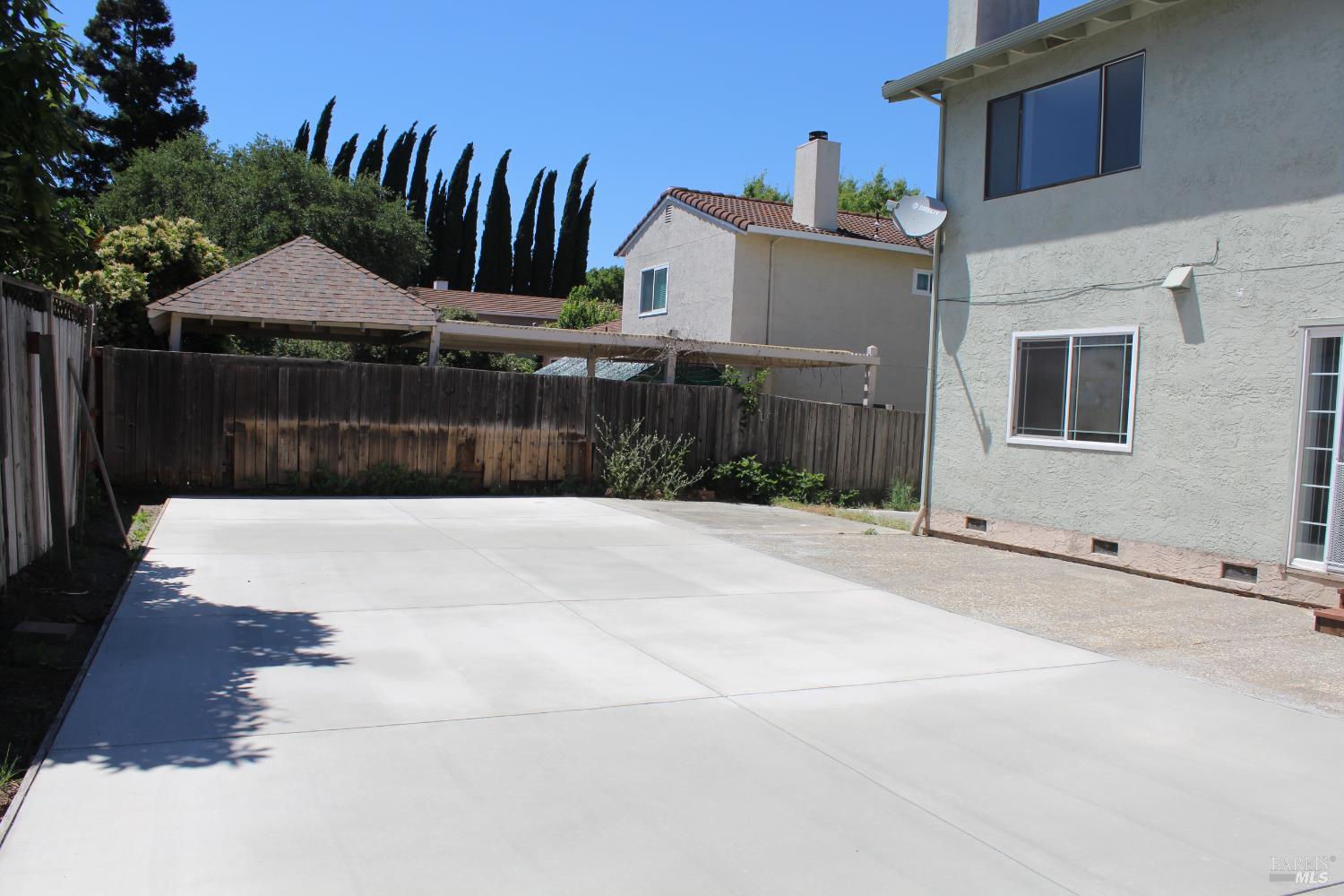 Detail Gallery Image 18 of 55 For 1031 Suffolk Way, Fairfield,  CA 94533 - 4 Beds | 2/1 Baths