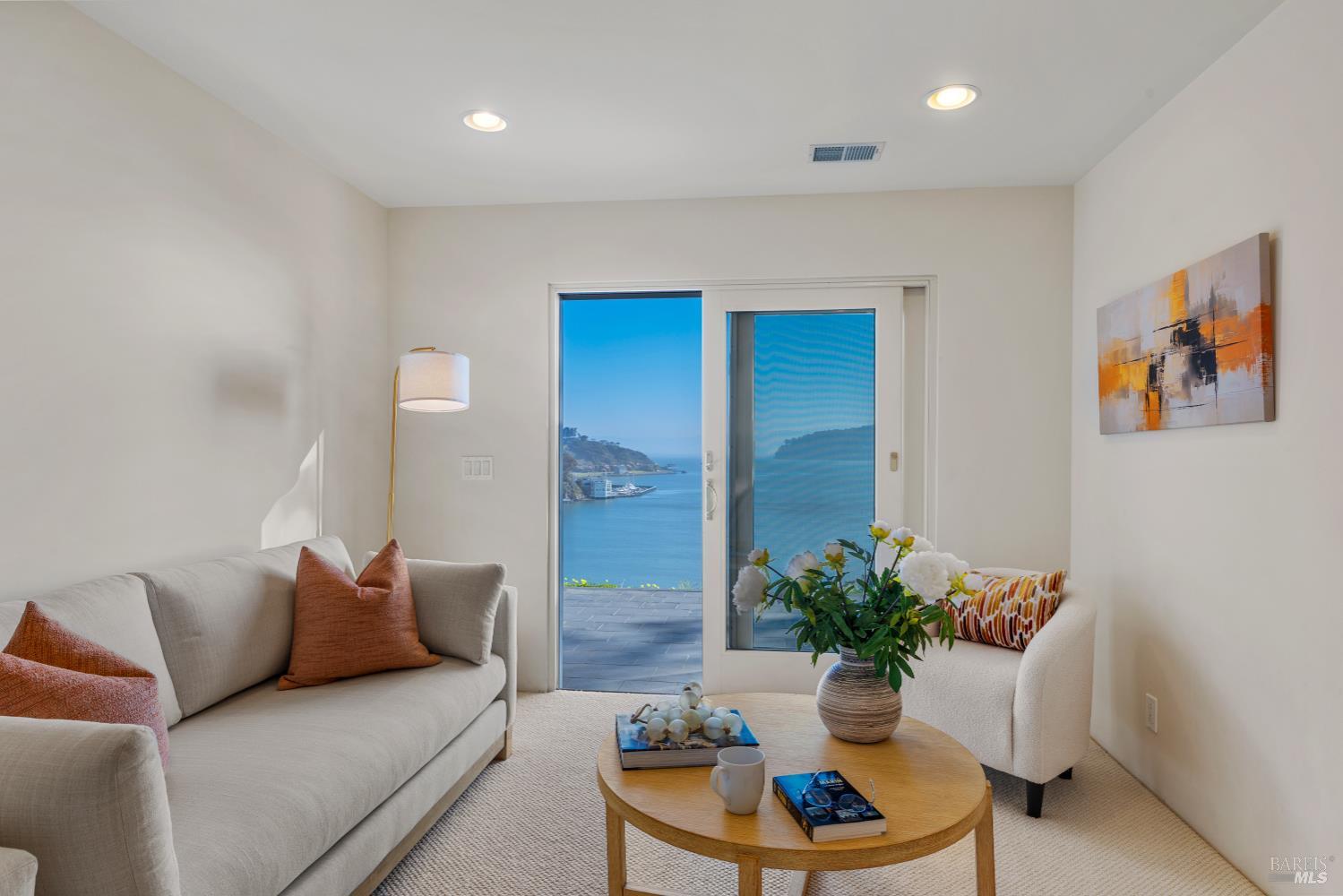 Detail Gallery Image 21 of 47 For 266 Bayview Ave, Belvedere,  CA 94920 - 5 Beds | 3/1 Baths