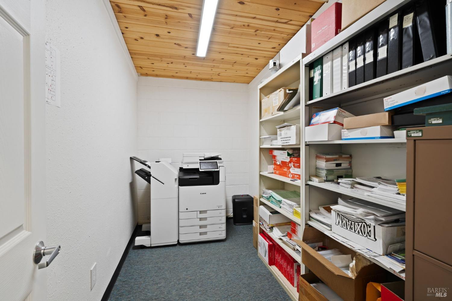 Detail Gallery Image 24 of 36 For 14092 Lakeshore Dr, Clearlake,  CA 95422 - – Beds | – Baths