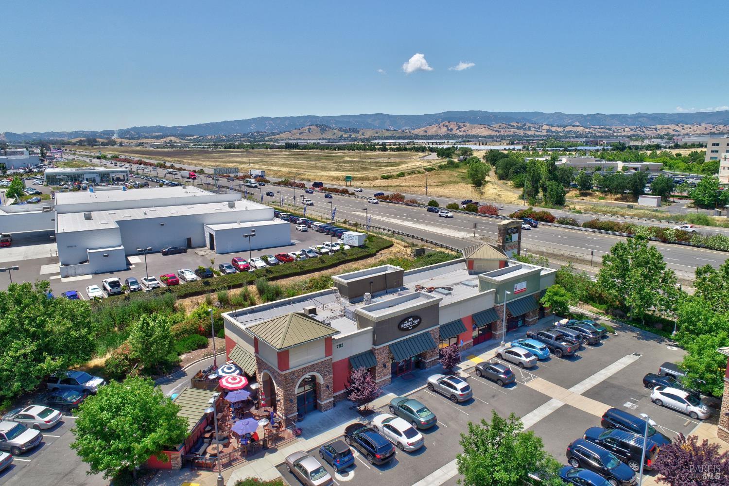 Detail Gallery Image 60 of 60 For 155 Fallen Leaf Dr, Vacaville,  CA 95687 - 4 Beds | 3 Baths