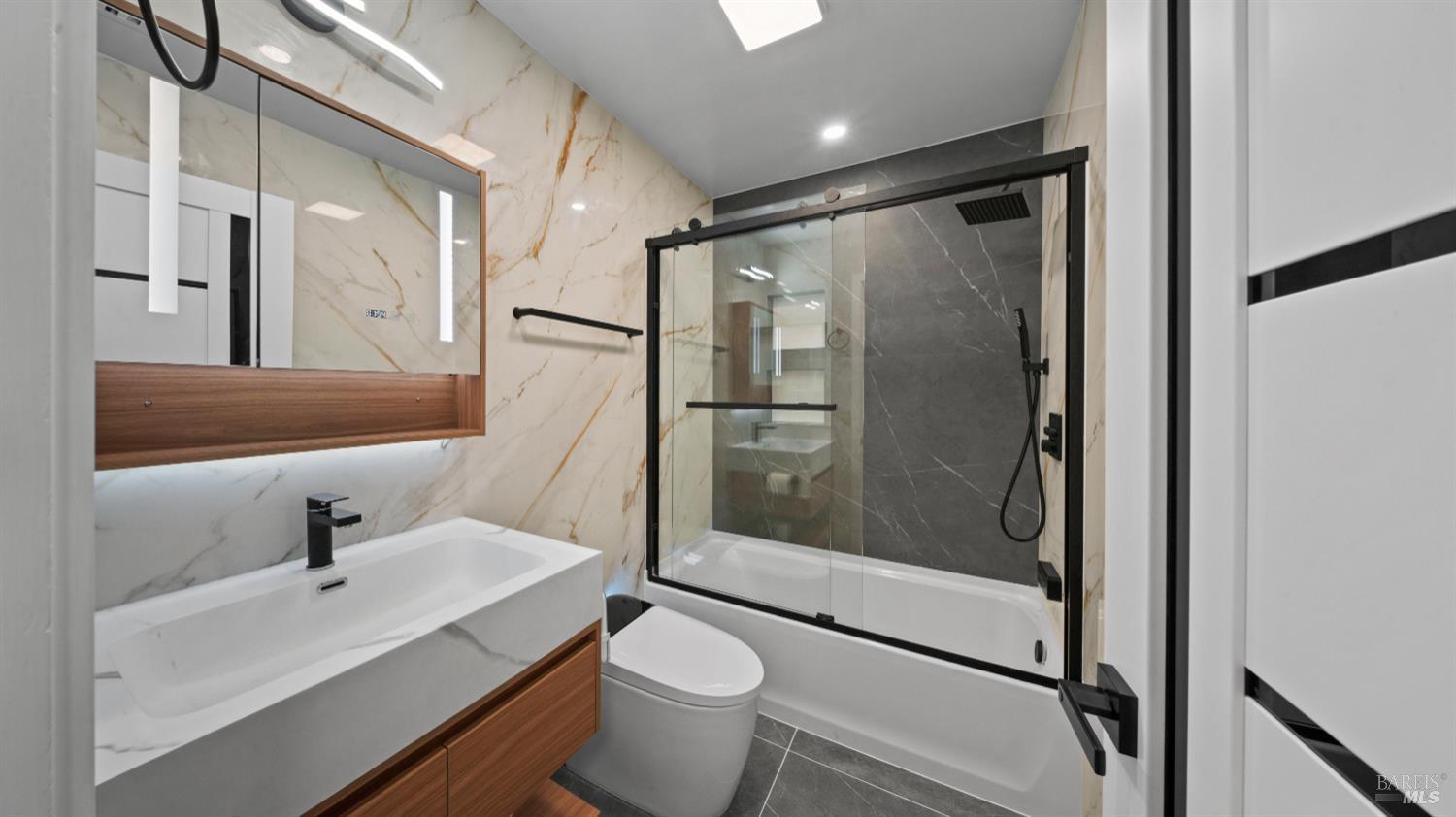 Detail Gallery Image 36 of 48 For 338 Ridgecrest Cir, Suisun City,  CA 94585 - 3 Beds | 2 Baths