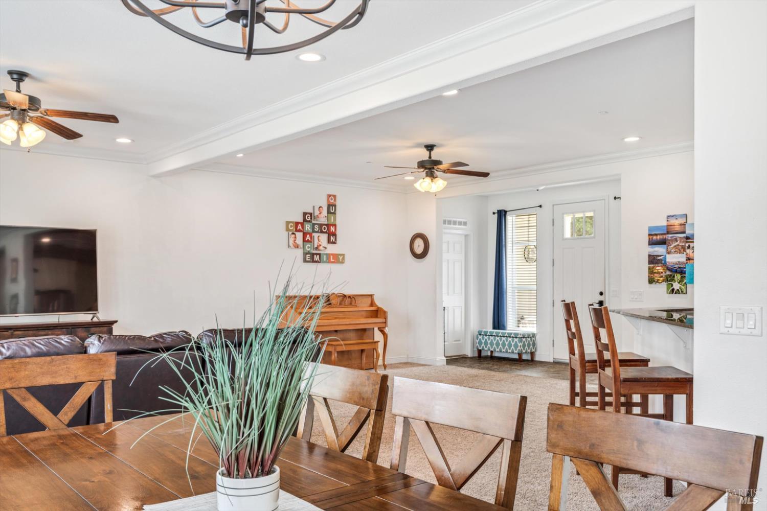 Detail Gallery Image 9 of 38 For 1707 Weiss Ln, Penngrove,  CA 94951 - 5 Beds | 3 Baths