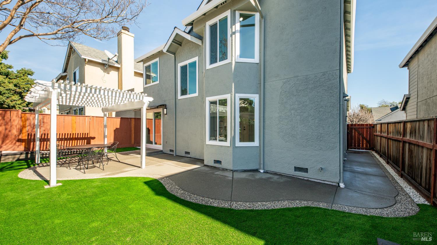 Detail Gallery Image 48 of 48 For 338 Ridgecrest Cir, Suisun City,  CA 94585 - 3 Beds | 2 Baths